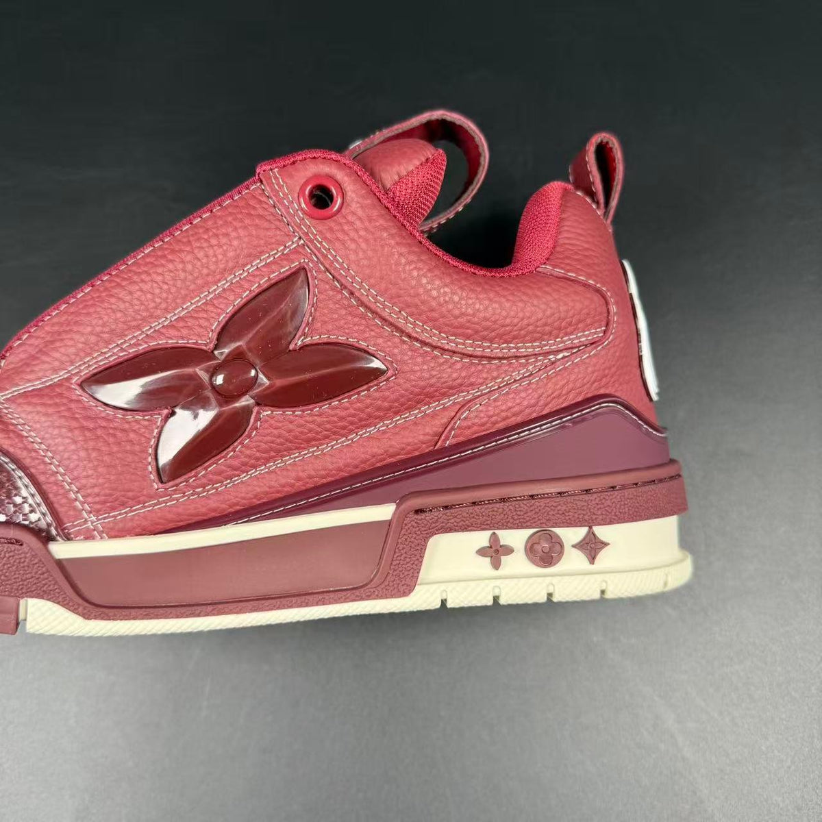 LV SKATE