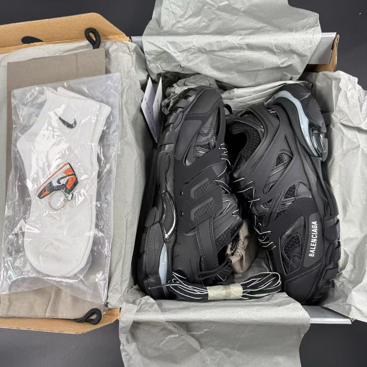 BALENCIAGA TRACK