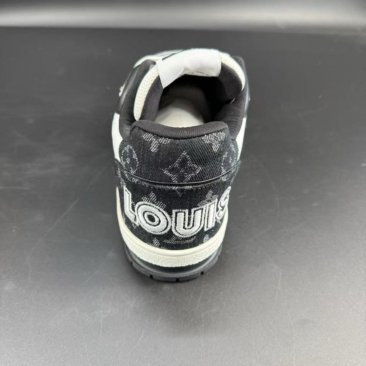 LV TRAINER