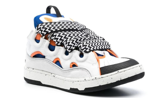 CURB SNEAKERS