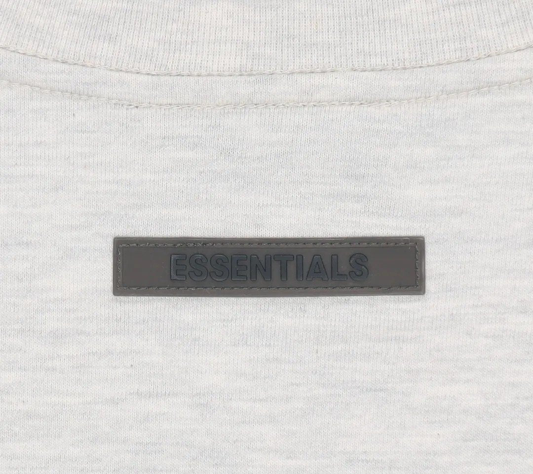 MAGLIETTA ESSENTIALS