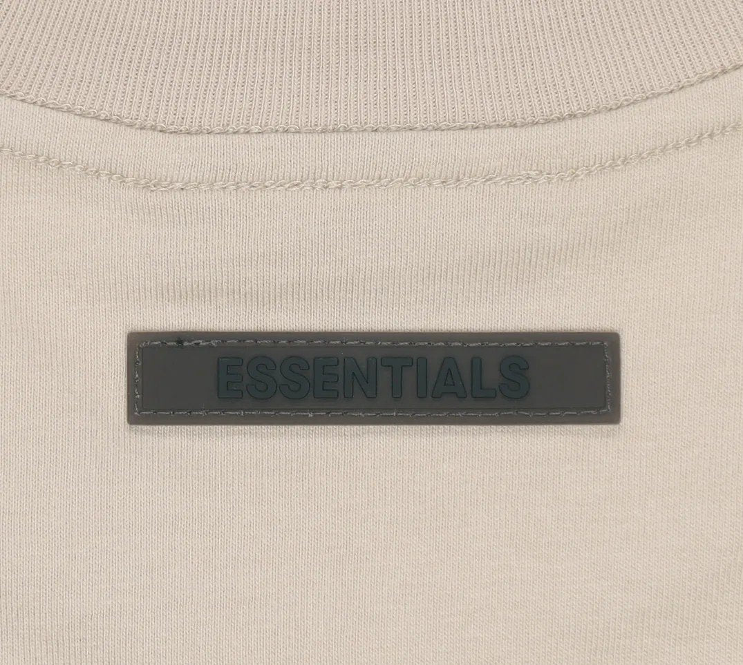 MAGLIETTA ESSENTIALS