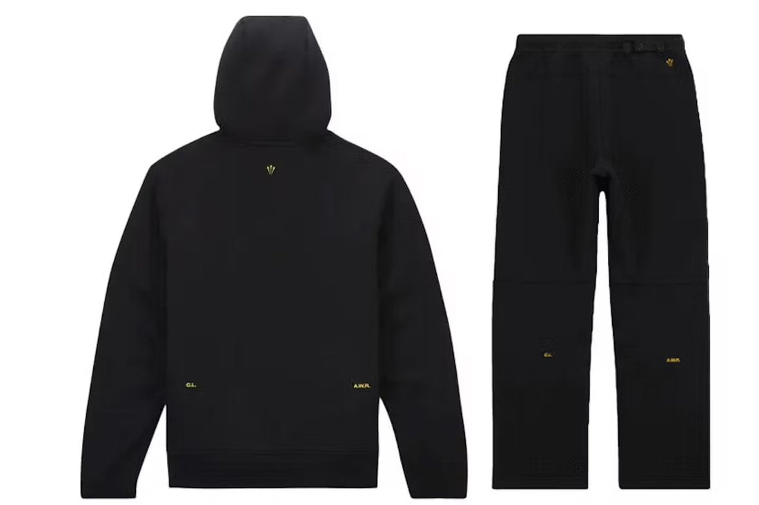 TUTA NIKE TECH