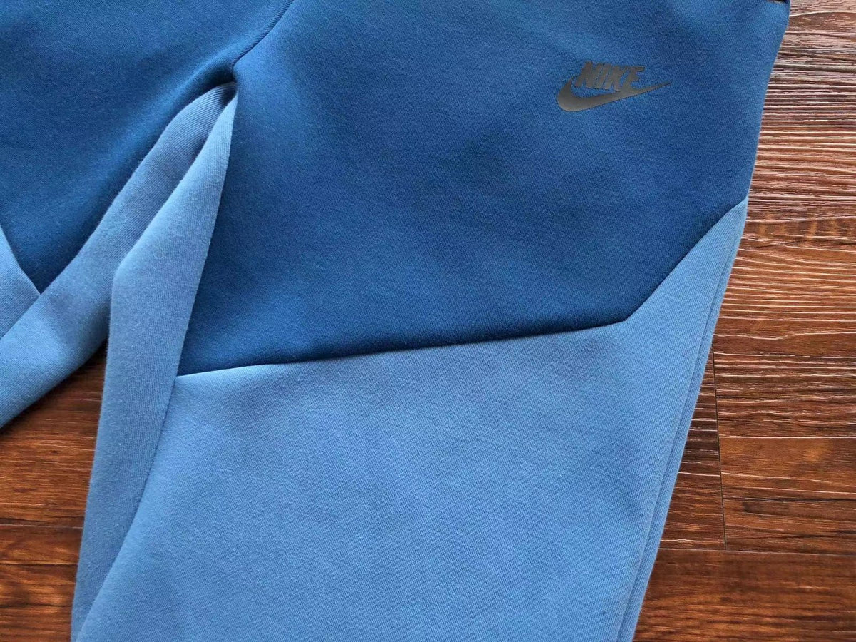 NK TECH FLEECE – AZZURRO/BLU (completa)