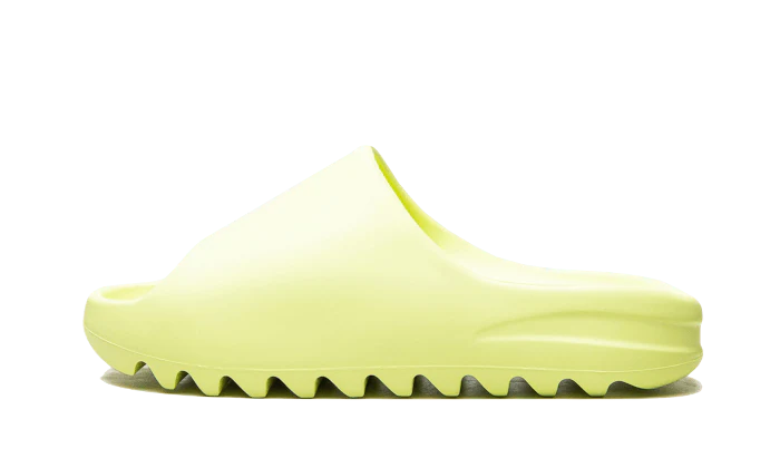 YEEZY SLIDE
