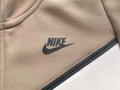 NK TECH FLEECE – MANDORLA MARRONE/BIANCO (completo)
