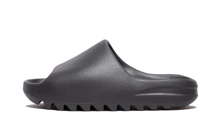 YEEZY SLIDE