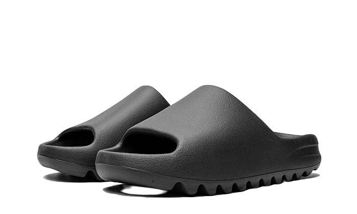 YEEZY SLIDE