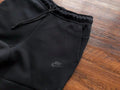 NK TECH FLEECE – NERO (completo)