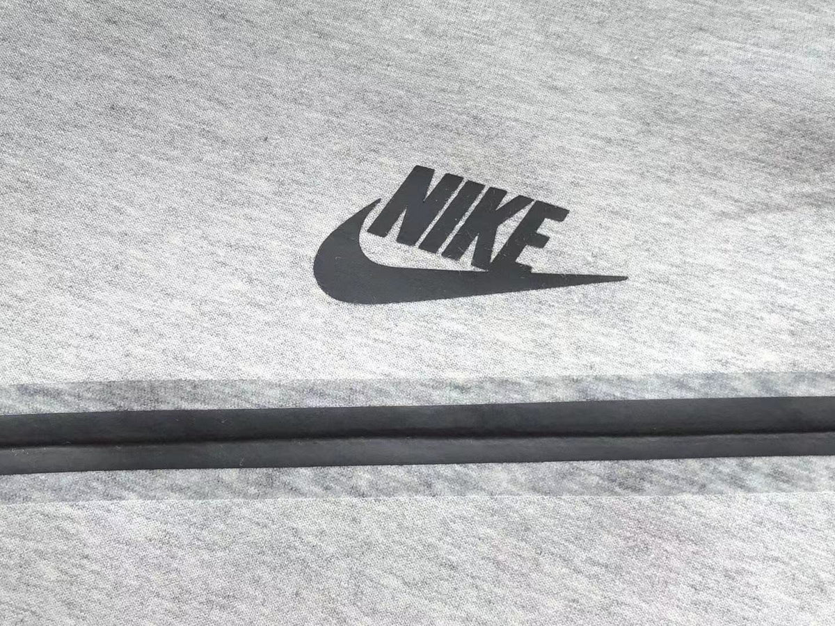 NK TECH FLEECE – GRIGIO (completo)