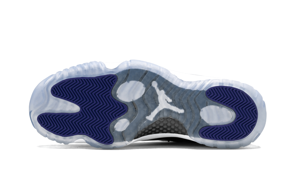 JORDAN 11