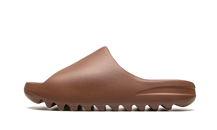YEEZY SLIDE