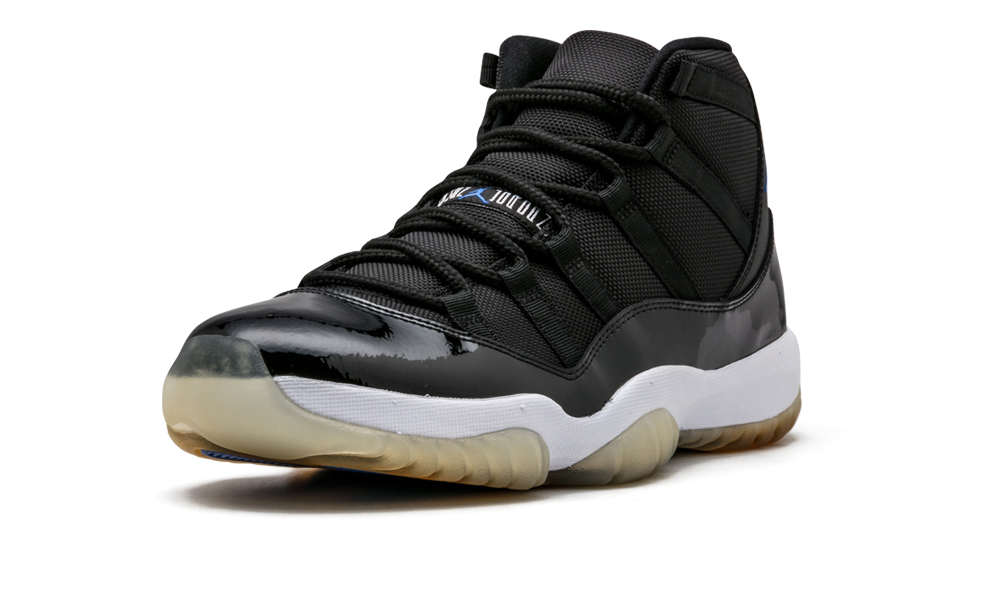 JORDAN 11