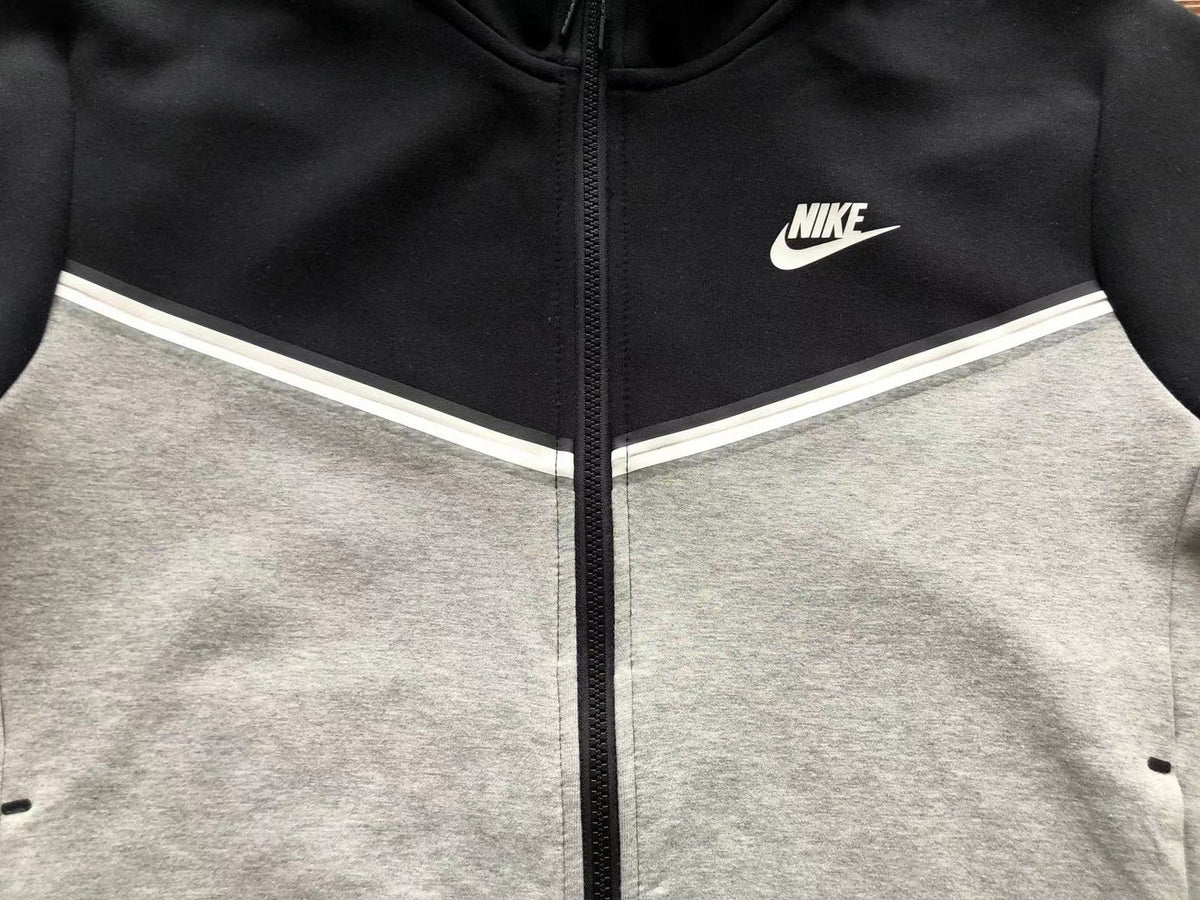NK TECH FLEECE – GRIGIO/NERO (completo)