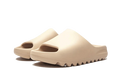 YEEZY SLIDE