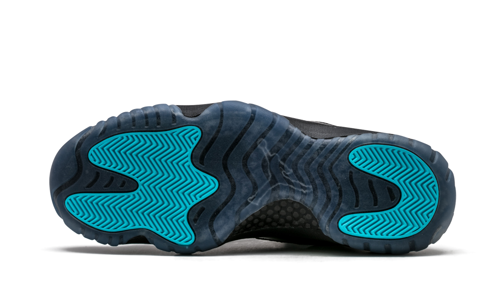 JORDAN 11